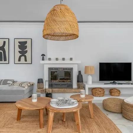 With Sea Views - Benahavis * Estepona
