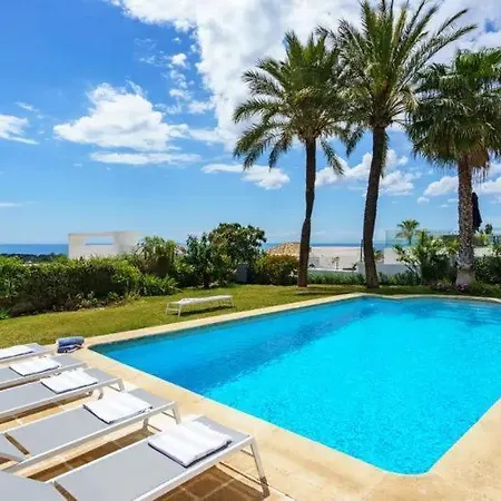 With Sea Views - Benahavis * Estepona
